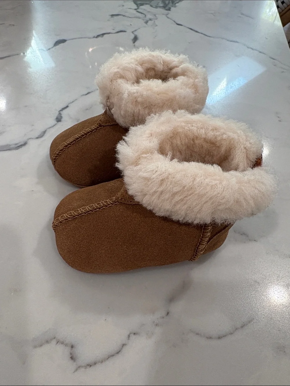 UGG soft chestnut